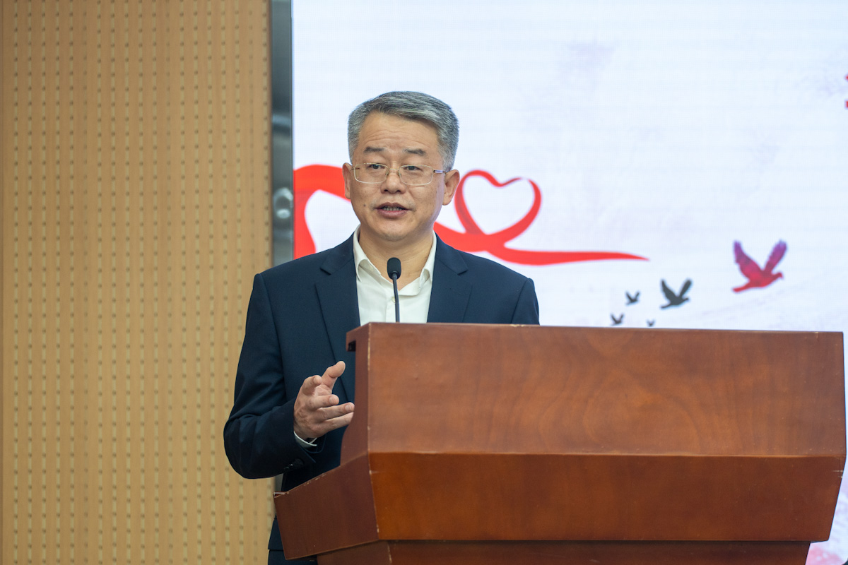  伟徳国际bevictor1946党委副书记、纪委书记廖济忠同志致辞-1_（学通社记者 李旭东 摄）